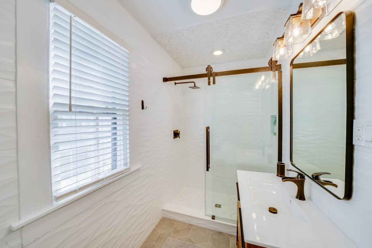 Updated Early 1900S 2Br Cottage Walking Distance To Downtown With Onsite Parking St. Augustine Bagian luar foto