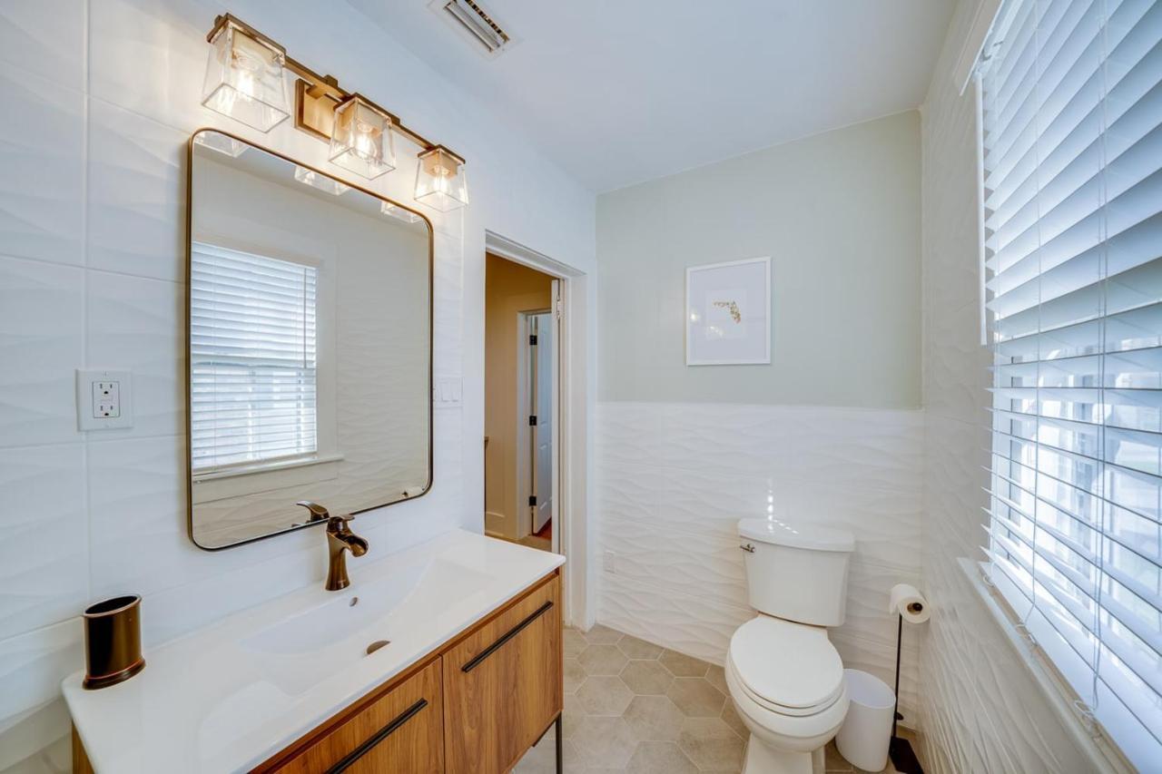 Updated Early 1900S 2Br Cottage Walking Distance To Downtown With Onsite Parking St. Augustine Bagian luar foto